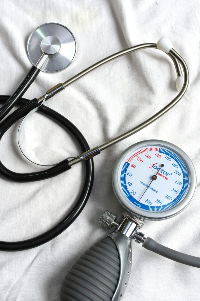 Silent Signs of High Blood Pressure (Hypertension) You Shouldn’t Ignore